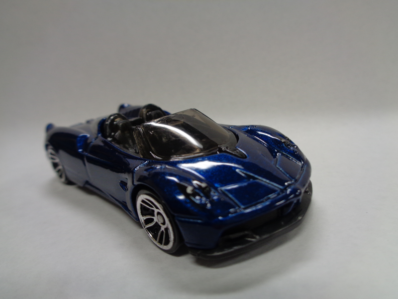 Illustration for article titled TOPLESS TUESDAY - PAGANI...